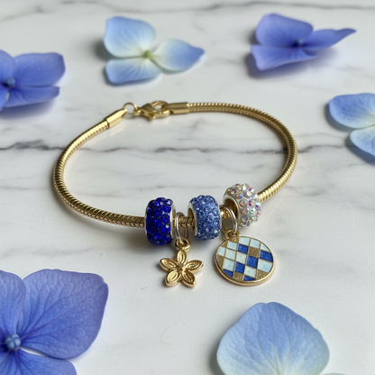 Blue bracelet - marble hydrangeas