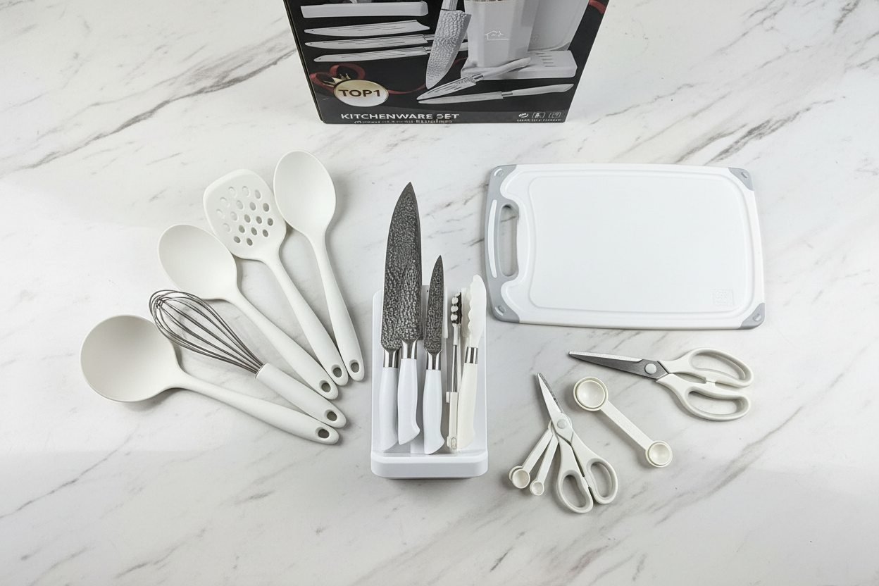Kitchenware Full Flat Lay